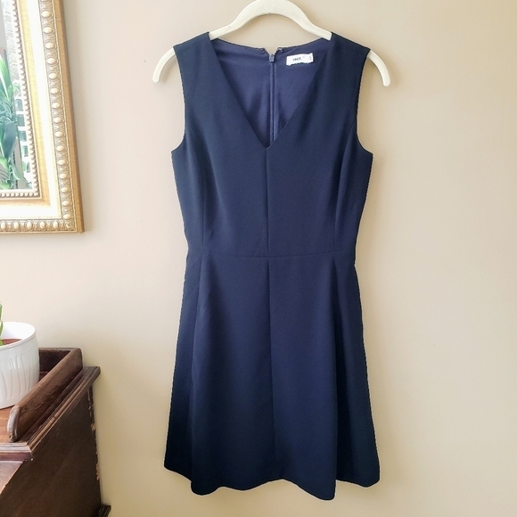 Vince V-Neck Sleeveless Dress Navy Blue A-Line Mini Pockets Size 0 XS - Picture 3 of 10